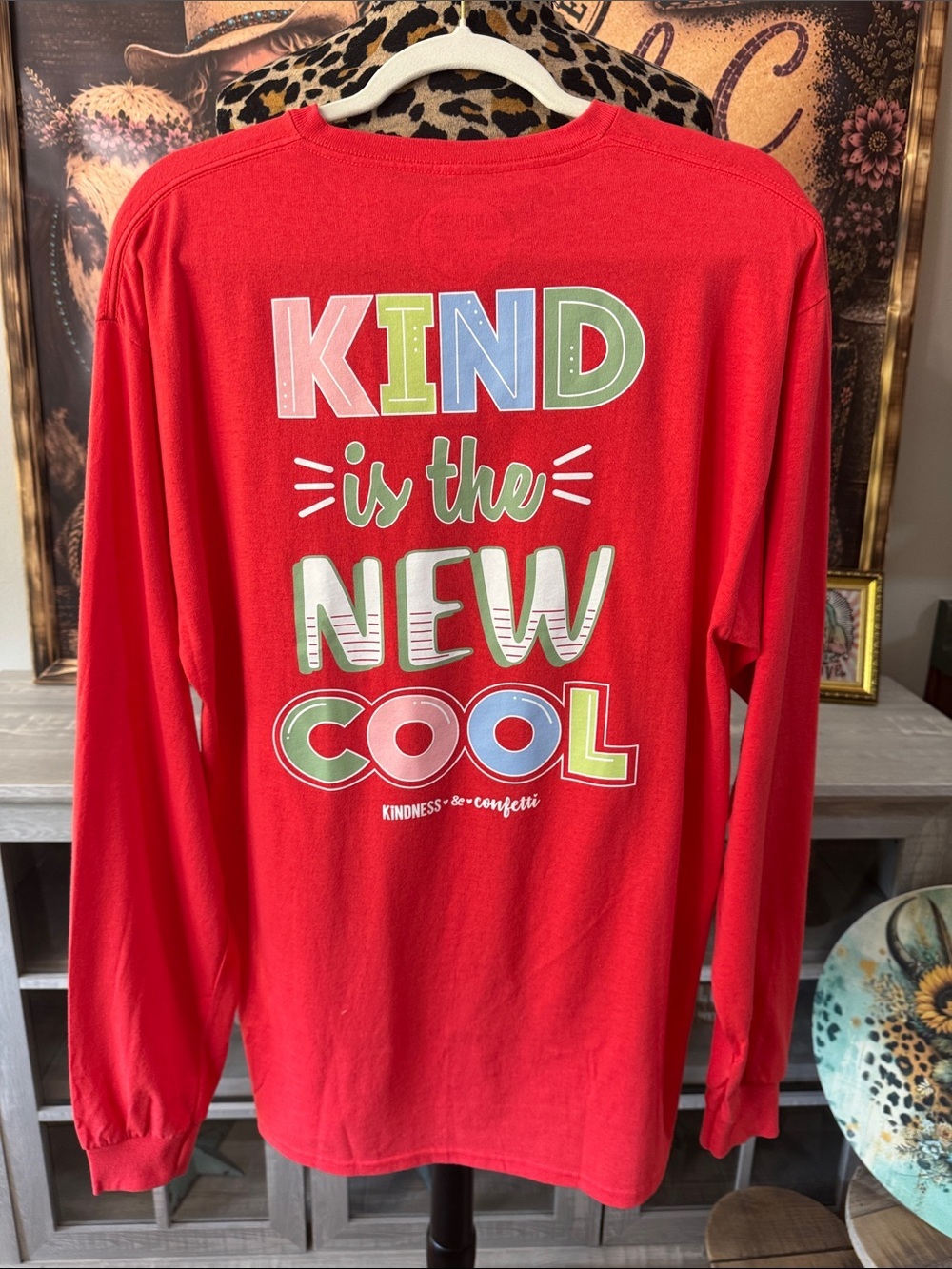 JADELYNN BROOKE New Cool Size Large Tee